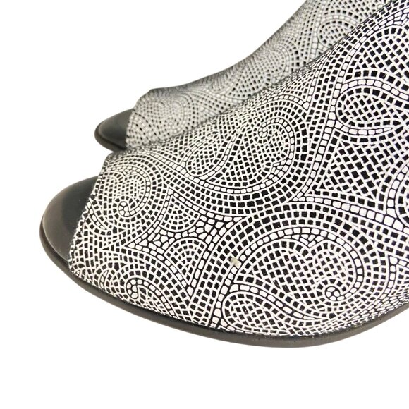 Beautifeel Black & White Open-Toe Block Heel Mules With Geometric Design size 37 - Picture 2 of 16